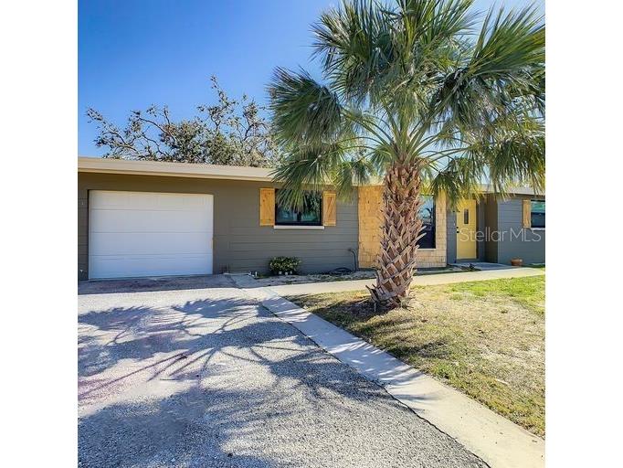 131 Bedford Drive NE Port Charlotte FL 33952 C7479882 image1