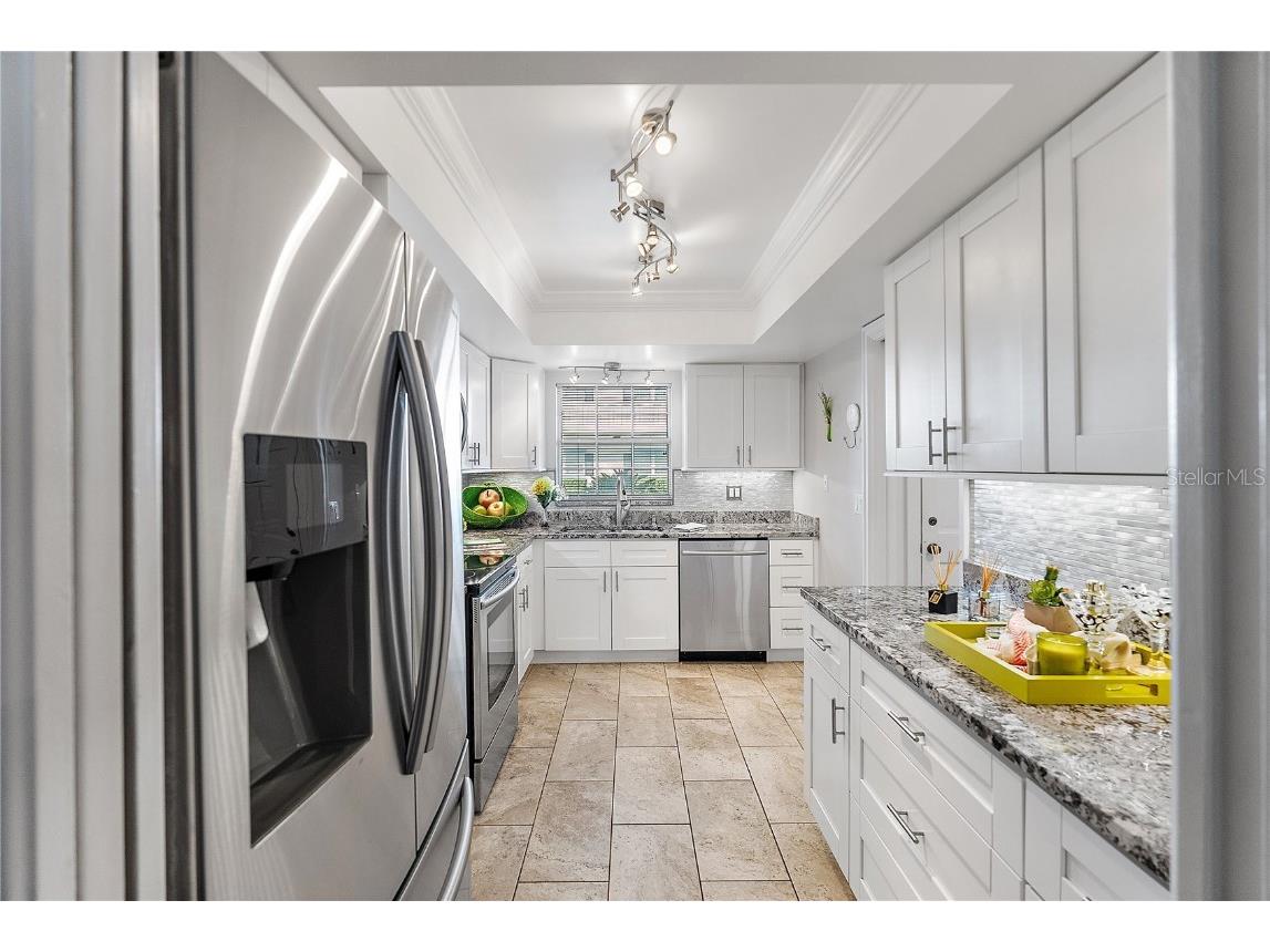 131 Bluff View Drive #103 Belleair Bluffs FL 33770 - BELLEAIR CAUSEWAY INTRACOASTAL TB8429887 image6