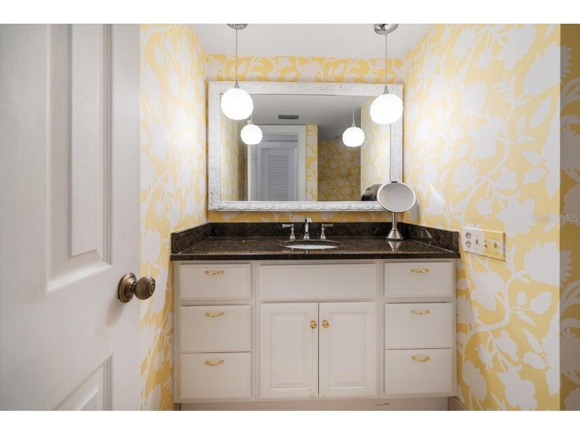 131 Bluff View Drive #104 Belleair Bluffs FL 33770 TB8445102 image22