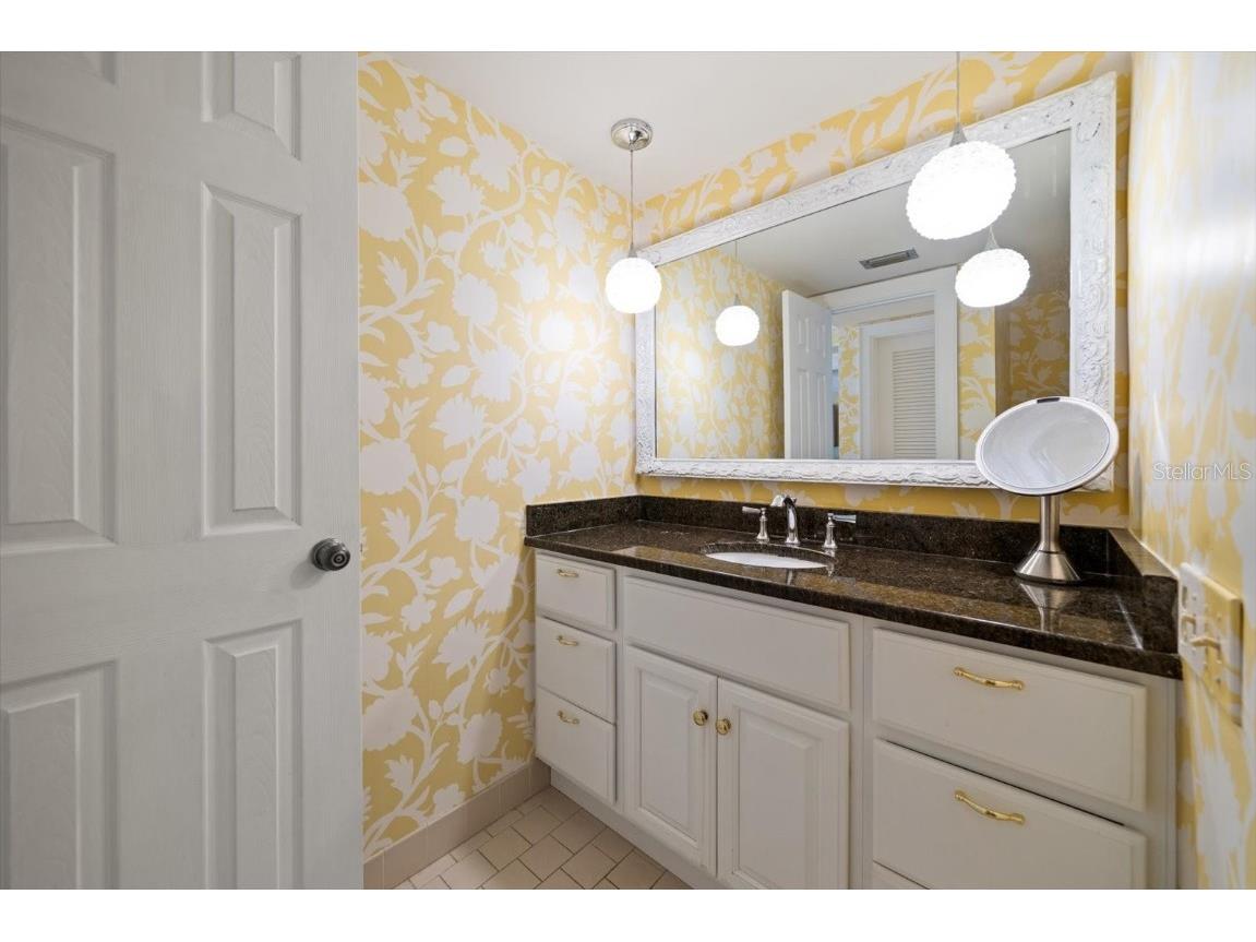 131 Bluff View Drive #104 Belleair Bluffs FL 33770 TB8445102 image23