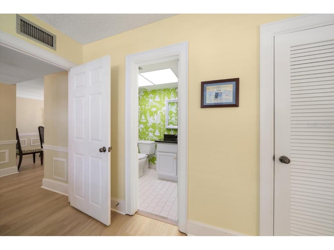 131 Bluff View Drive #104 Belleair Bluffs FL 33770 TB8445102 image26