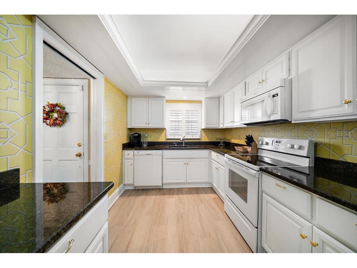 131 Bluff View Drive #104 Belleair Bluffs FL 33770 TB8445102 image9