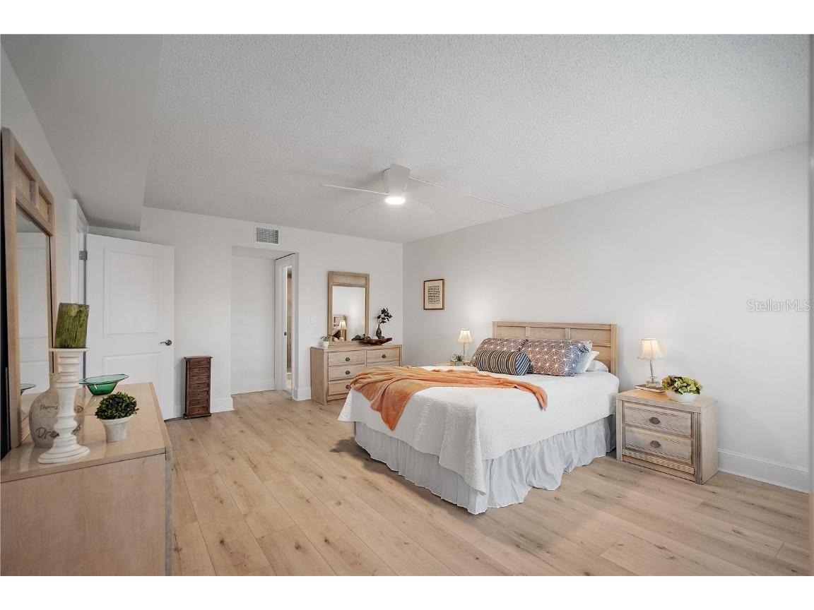 131 Bluff View Drive #109 Belleair Bluffs FL 33770 TB8427836 image17