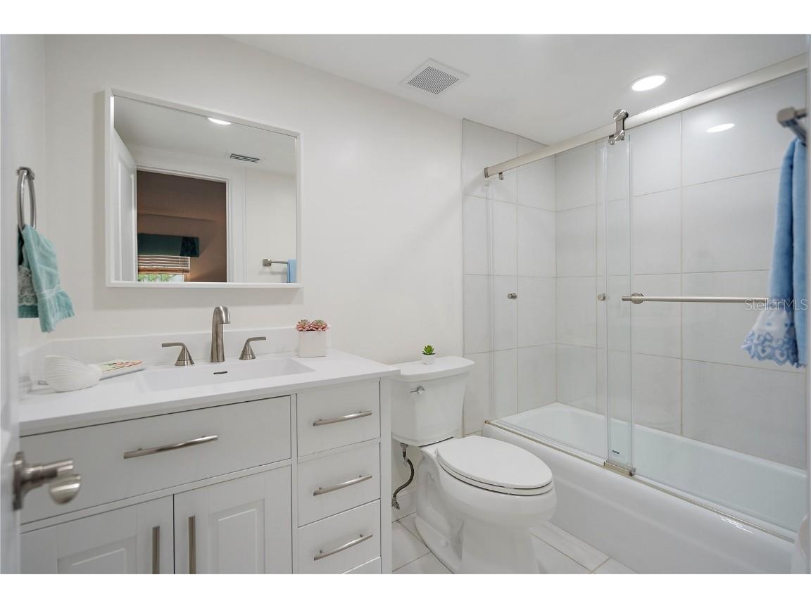 131 Bluff View Drive #109 Belleair Bluffs FL 33770 TB8427836 image31