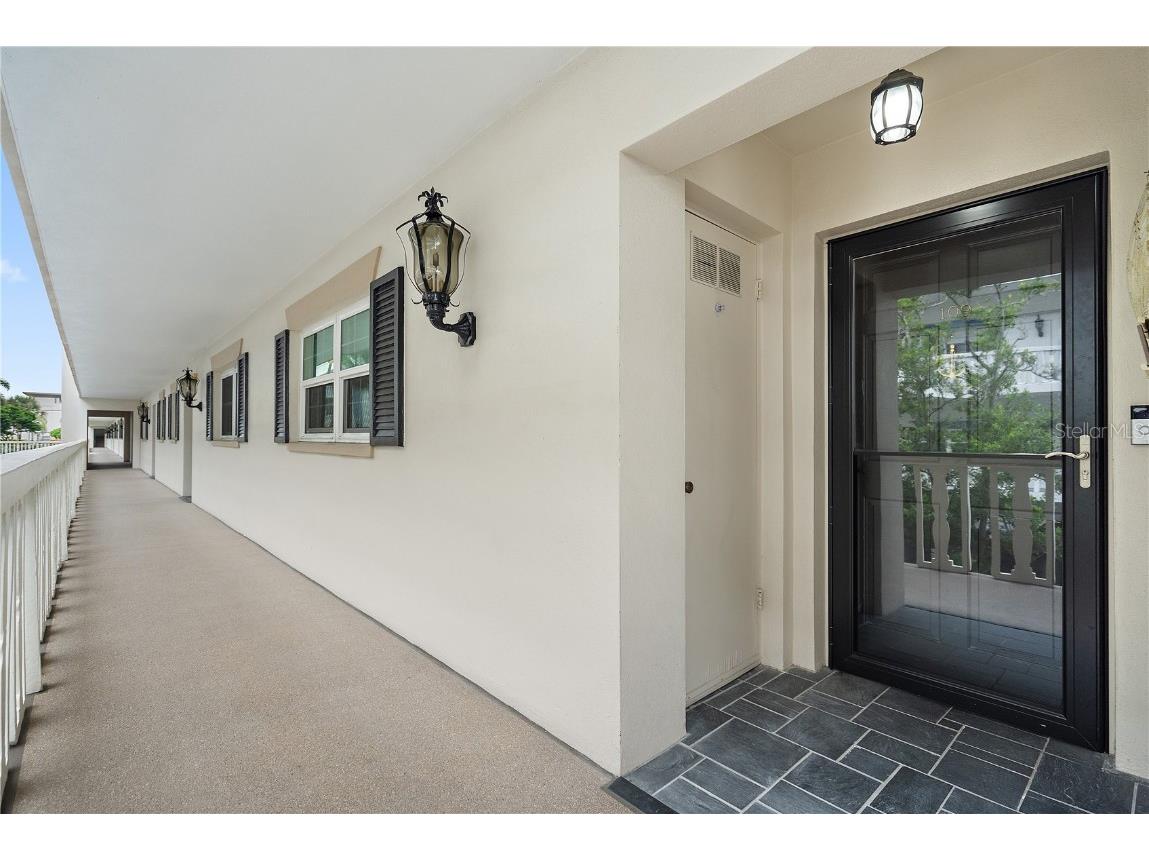 131 Bluff View Drive #109 Belleair Bluffs FL 33770 TB8427836 image32