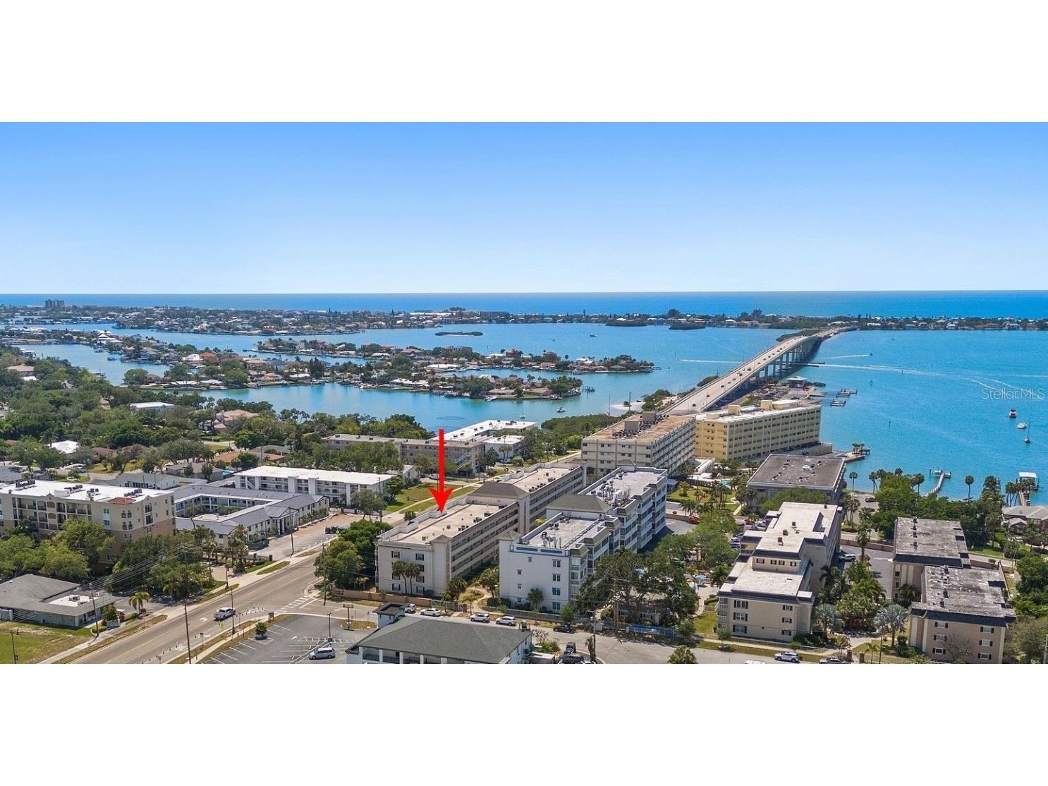 131 Bluff View Drive #210 Belleair Bluffs FL 33770 - BELLEAIR CAUSEWAY U8240665 image1