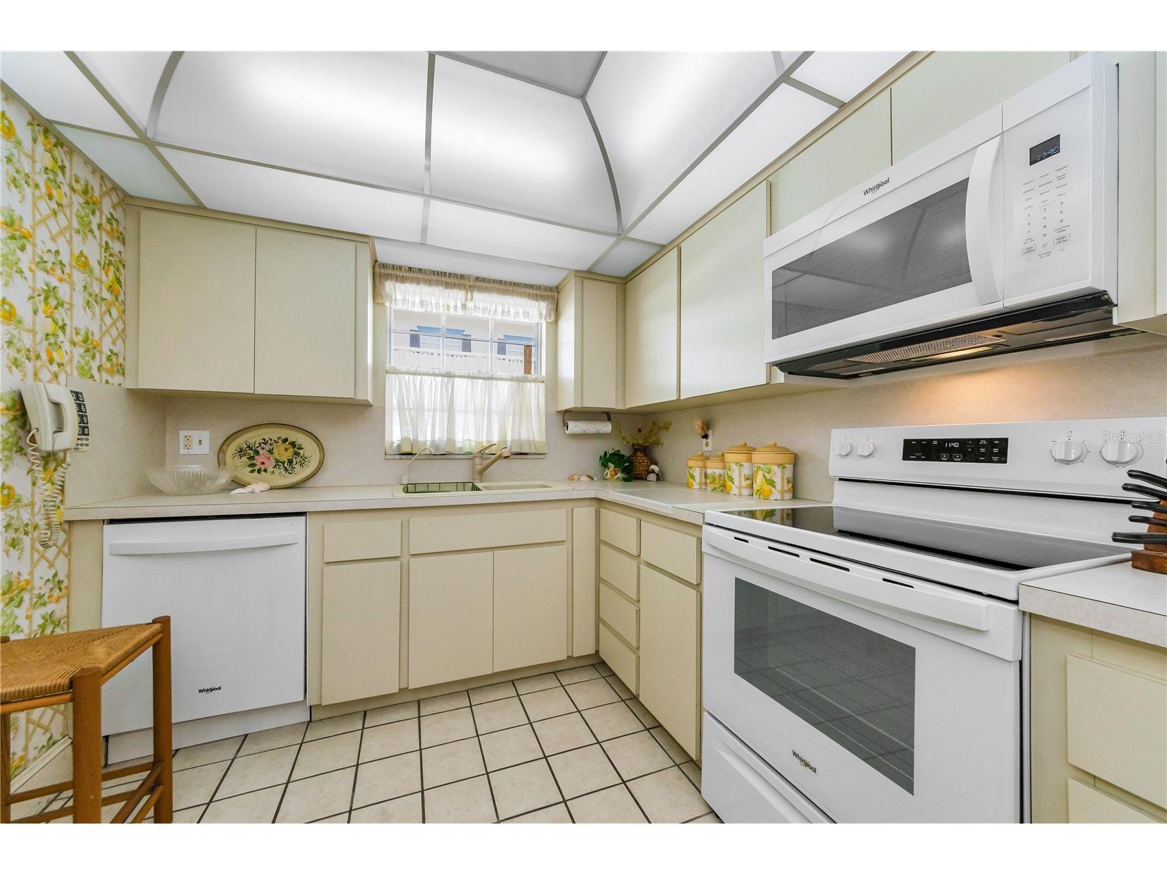 131 Bluff View Drive #308 Belleair Bluffs FL 33770 - BELLEAIR INTRACOASTAL TB8512438 image4