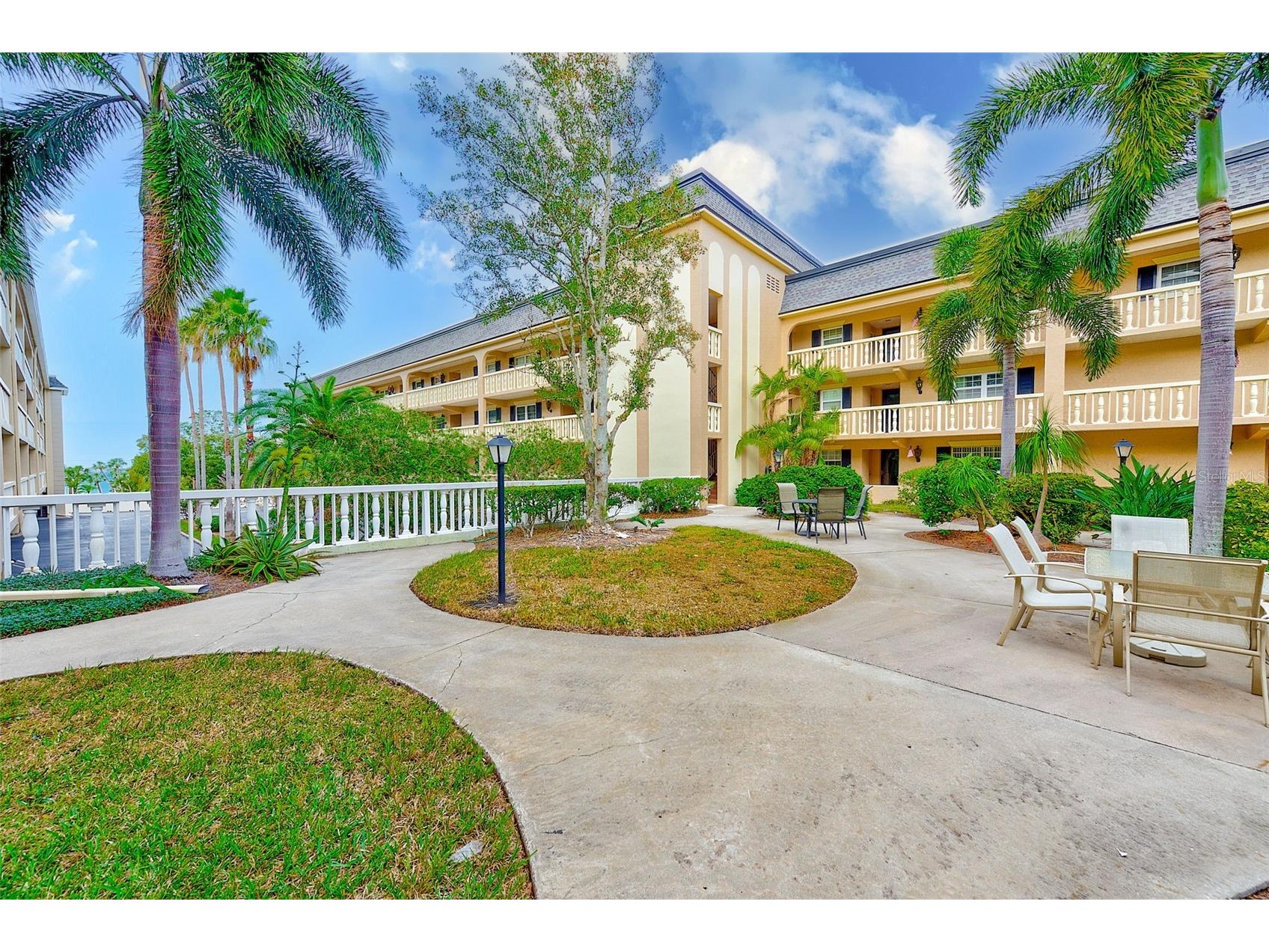 131 Bluff View Drive #401 Belleair Bluffs FL 33770 TB8504757 image40