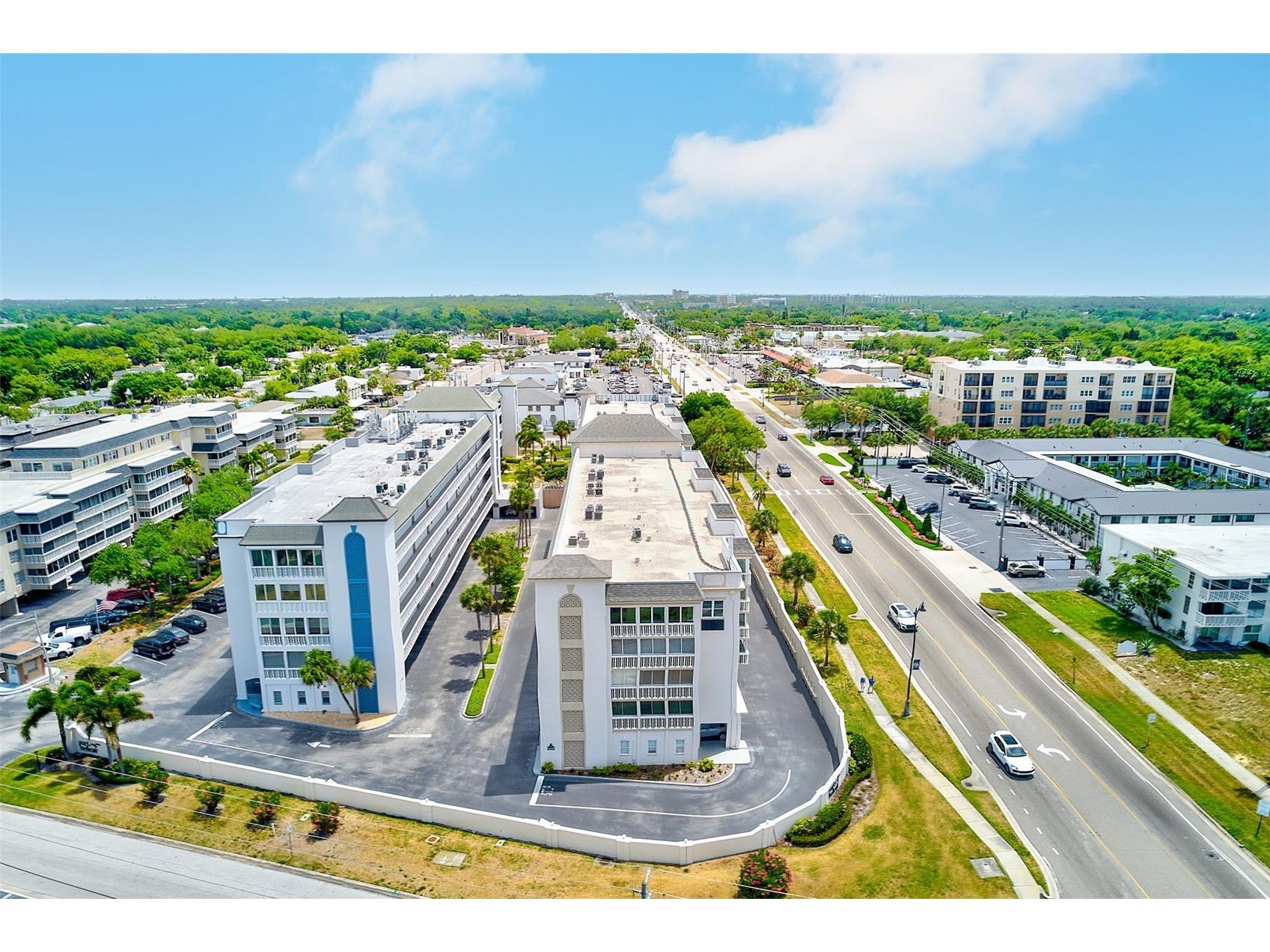 131 Bluff View Drive #401 Belleair Bluffs FL 33770 TB8504757 image42