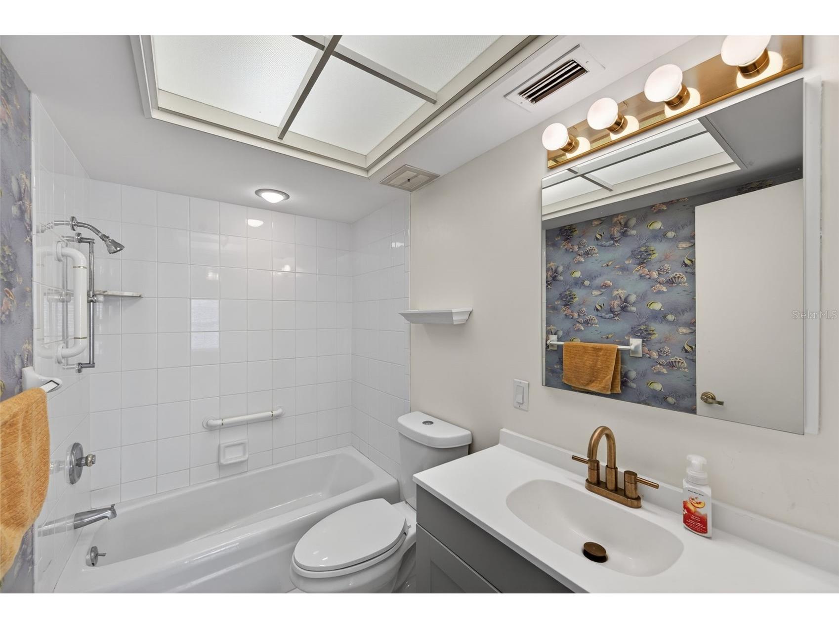 131 Bluff View Drive #403 Belleair Bluffs FL 33770 TB8463328 image26