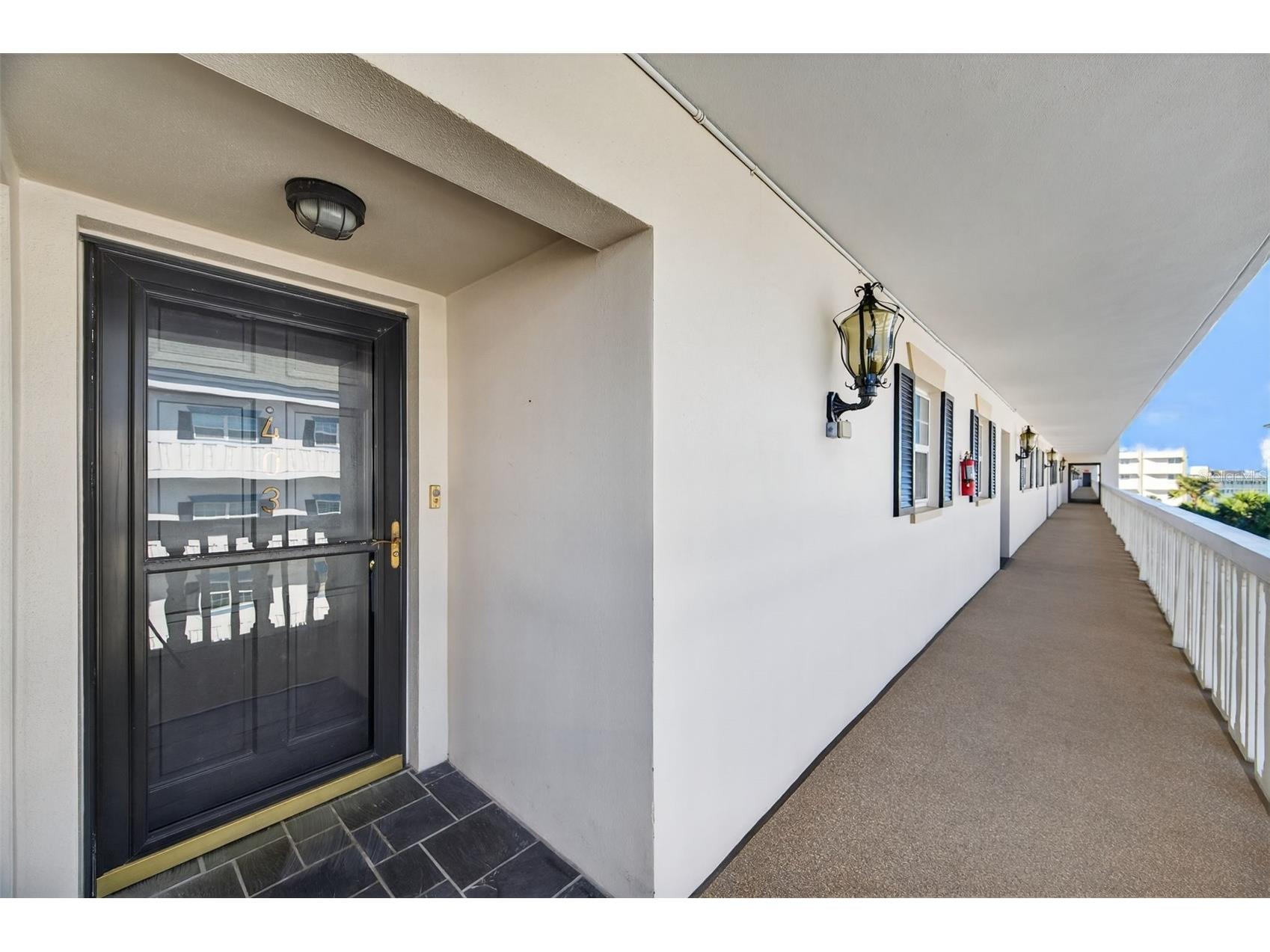 131 Bluff View Drive #403 Belleair Bluffs FL 33770 TB8463328 image3