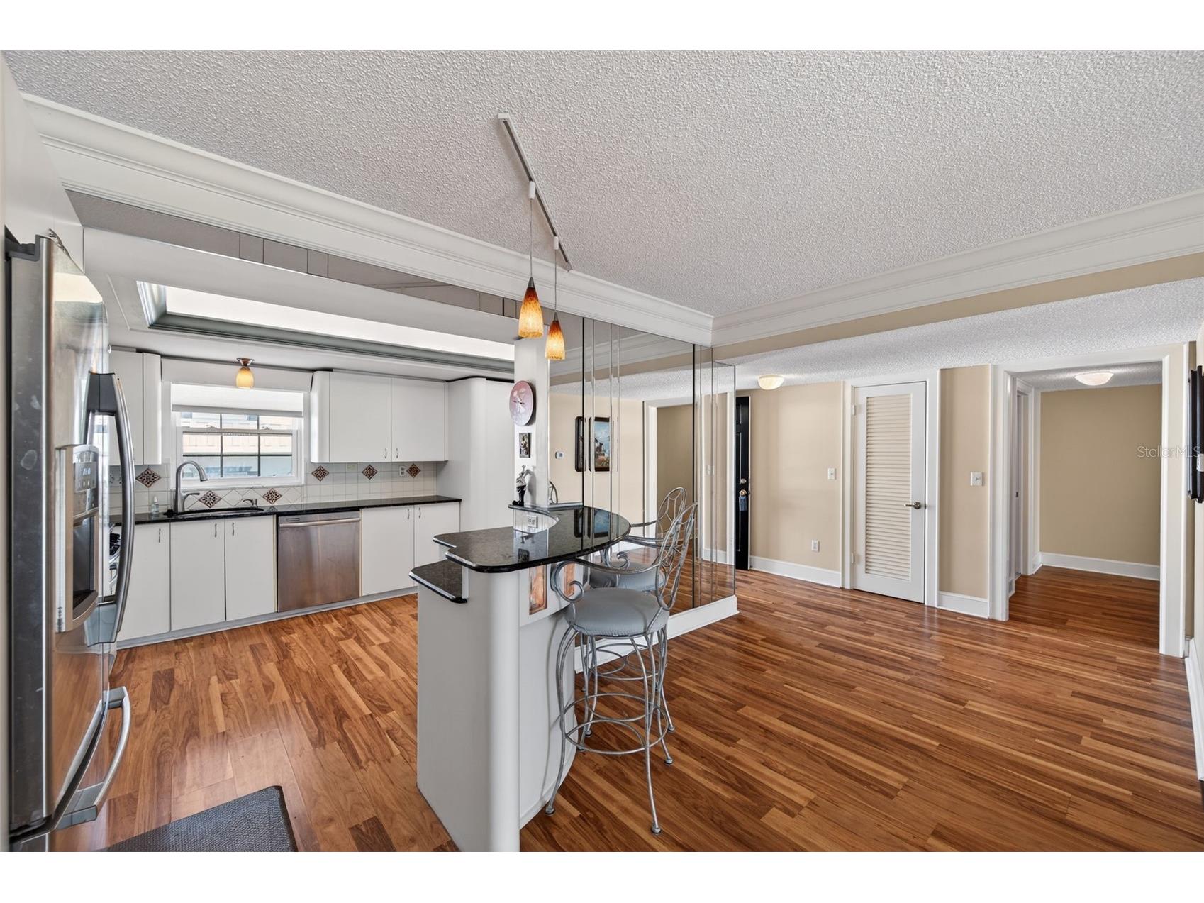 131 Bluff View Drive #403 Belleair Bluffs FL 33770 TB8463328 image9