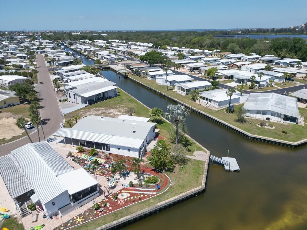 131 E Saint Annes Circle Apollo Beach FL 33572 TB8364972 image1