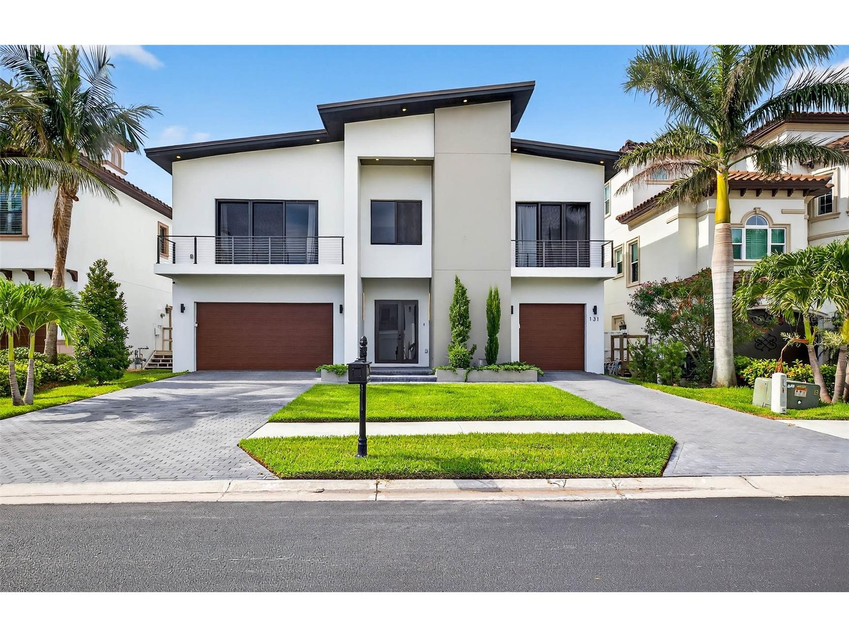 131 Forest Hills Drive Redington Shores FL 33708 TB8399767 image1
