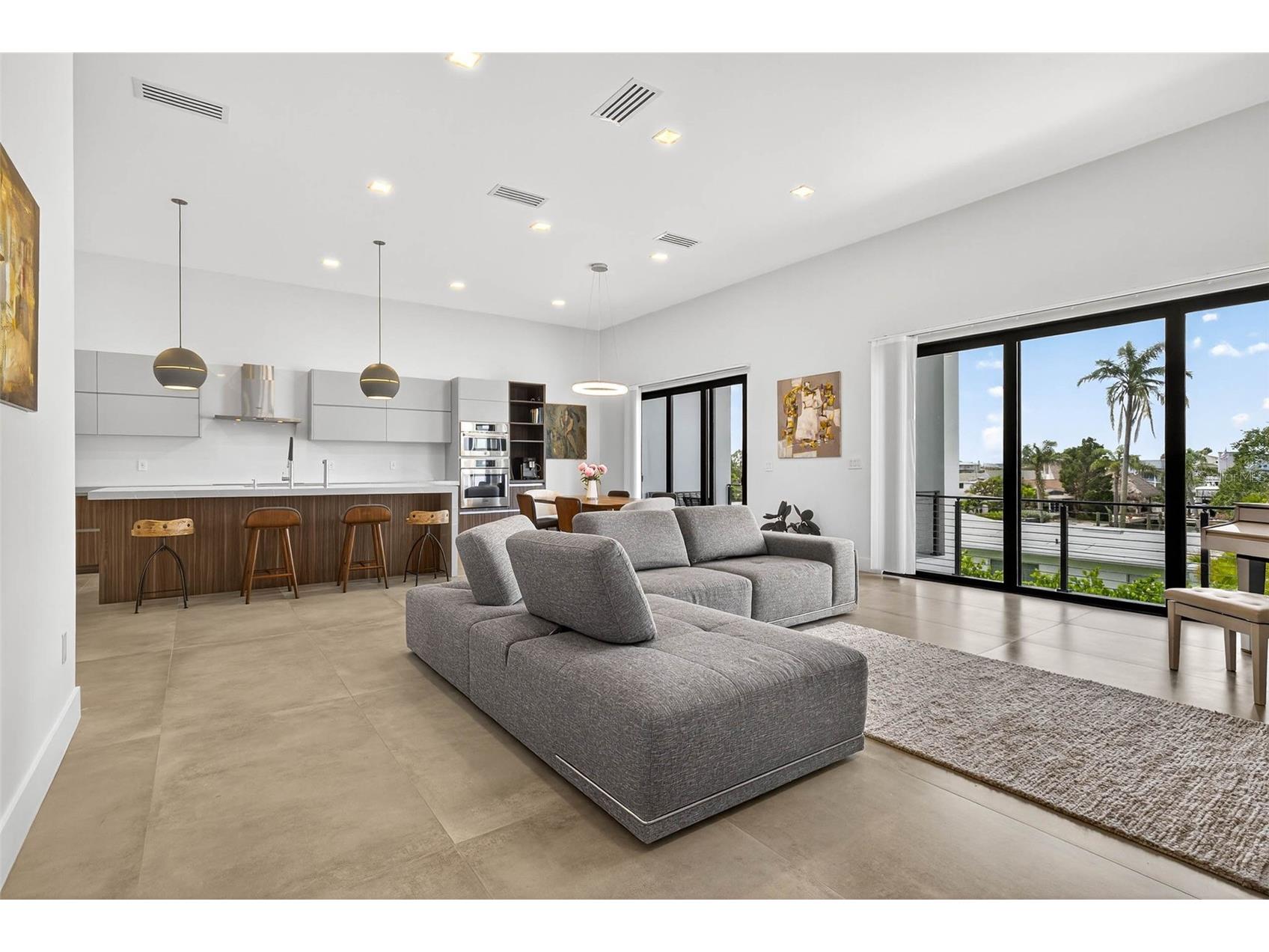 131 Forest Hills Drive Redington Shores FL 33708 TB8399767 image15