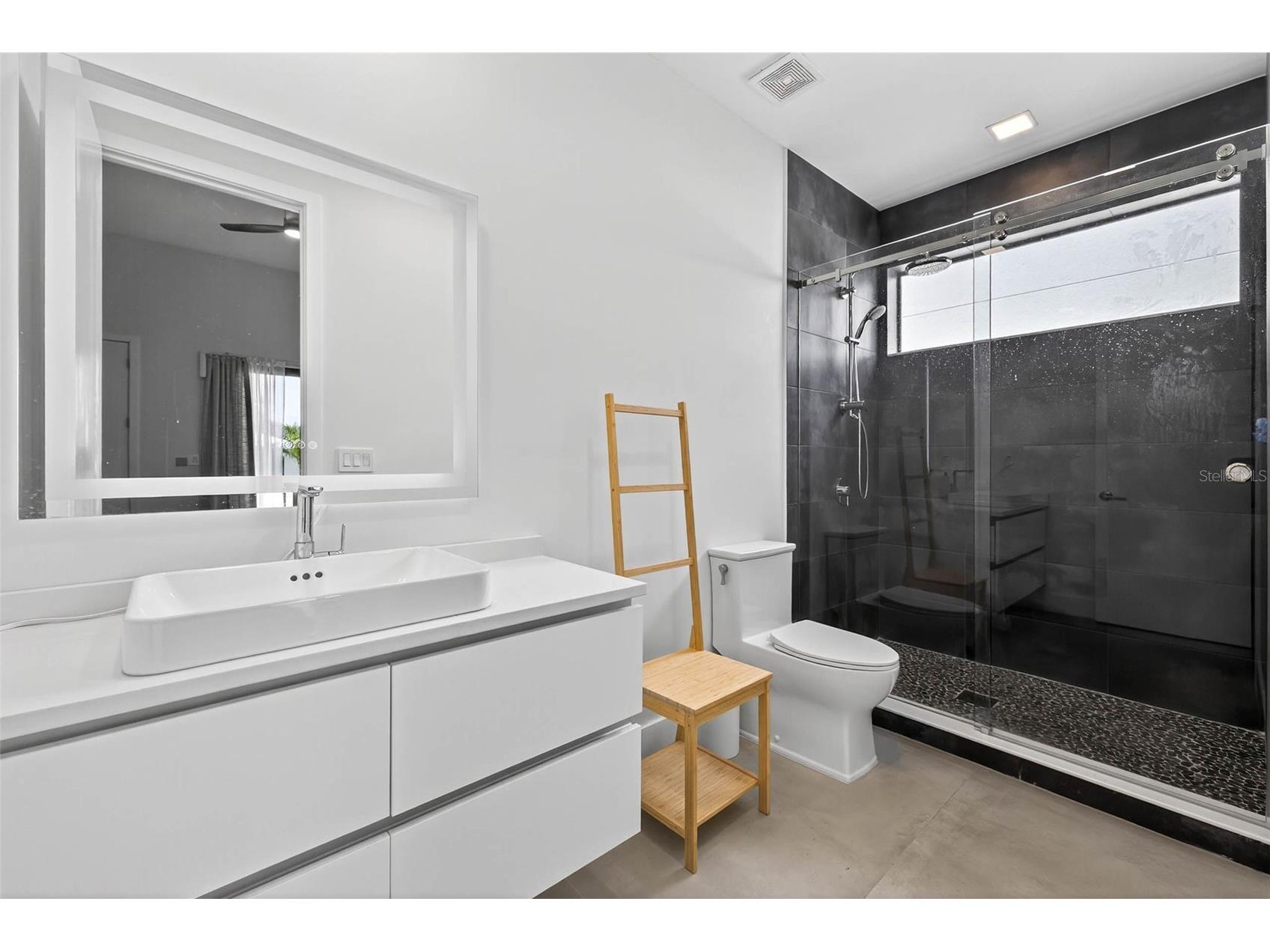 131 Forest Hills Drive Redington Shores FL 33708 TB8399767 image31