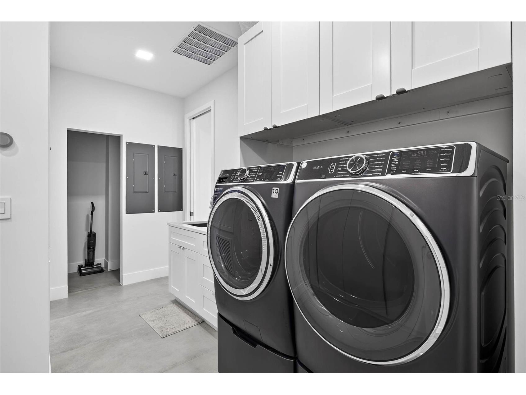 131 Forest Hills Drive Redington Shores FL 33708 TB8399767 image41