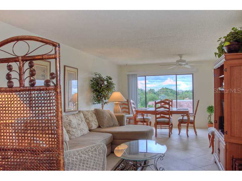 131 Garfield Drive #4C Sarasota FL 34236 A246917 image3