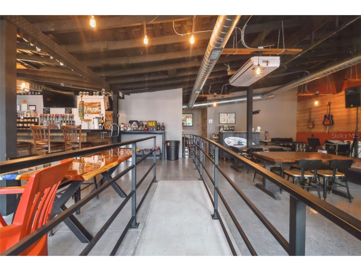 131 Hibiscus Street Tarpon Springs FL 34689 W7878667 image8