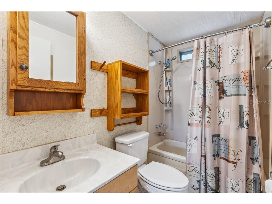 131 Martinique Road North Port FL 34287 C7497067 image32