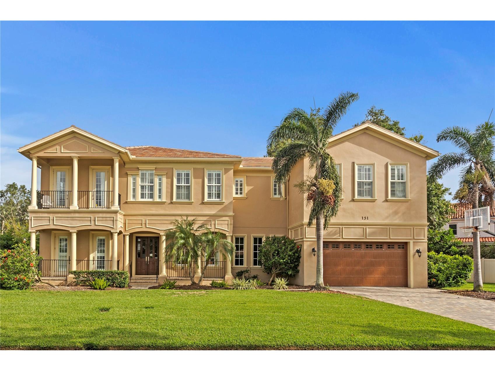 131 Miramar Boulevard NE Saint Petersburg FL 33704 TB8484463 image1