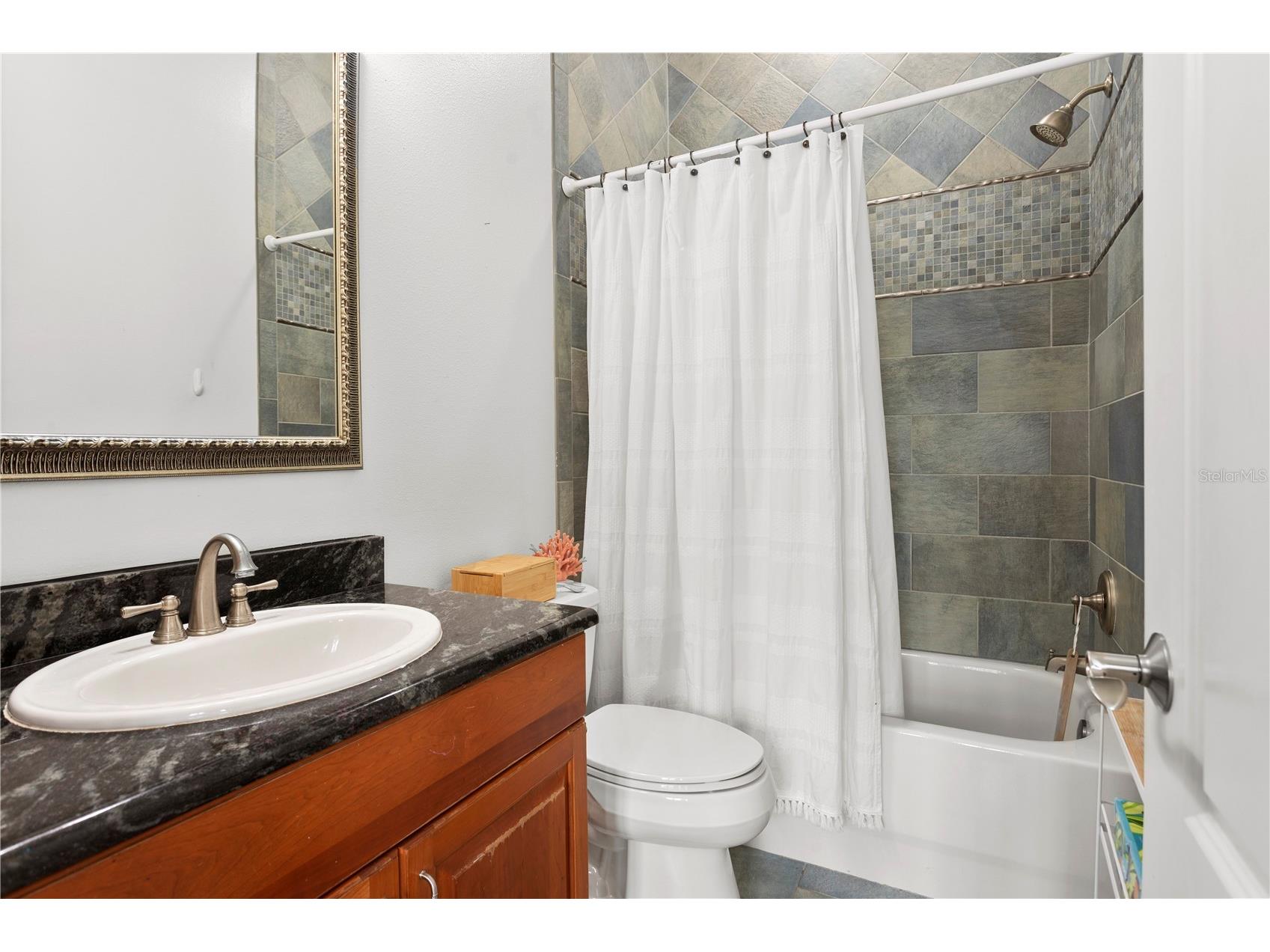 131 Miramar Boulevard NE Saint Petersburg FL 33704 TB8484463 image44