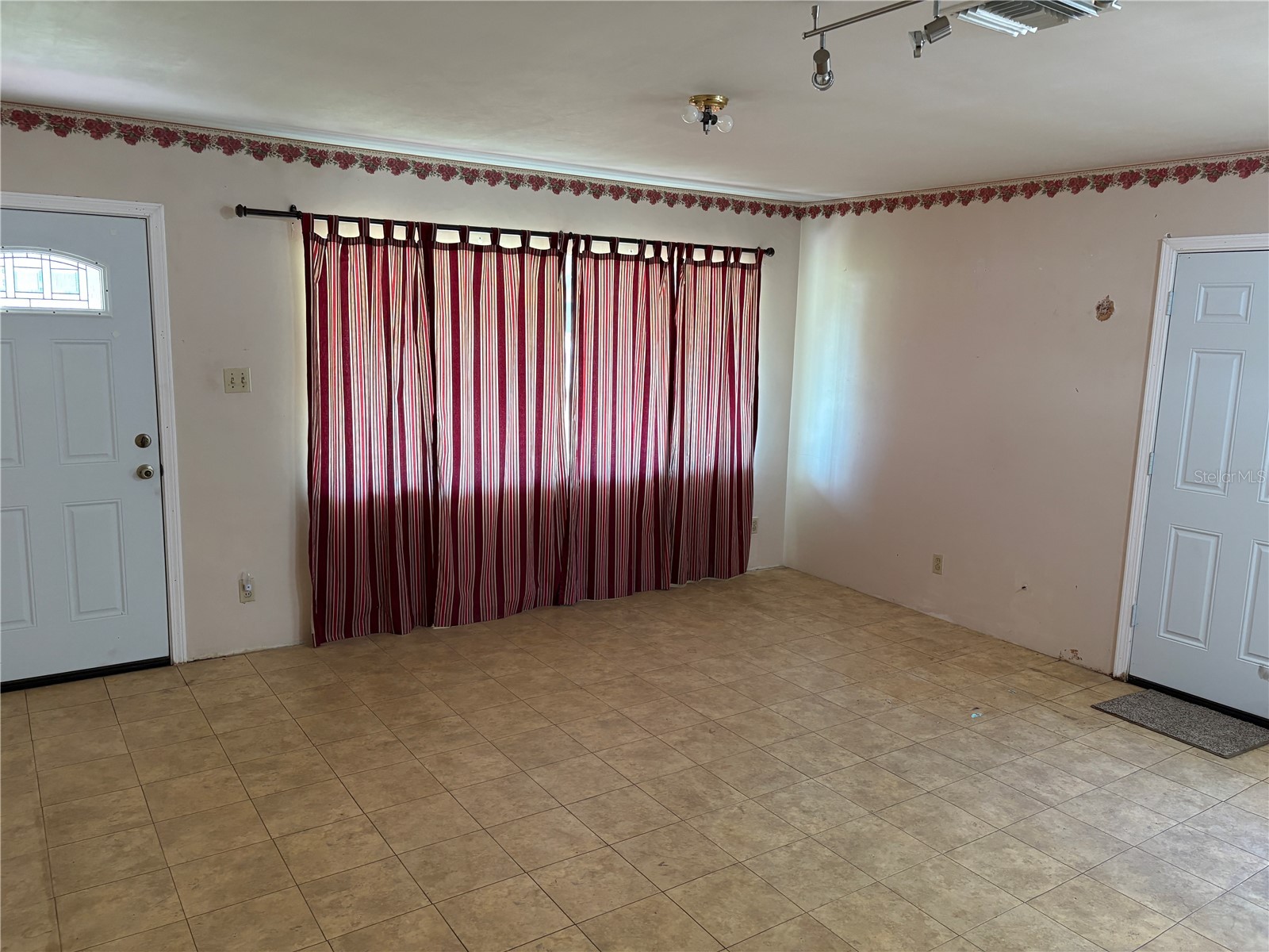 131 N C 470 Lake Panasoffkee FL 33538 G5109493 image8