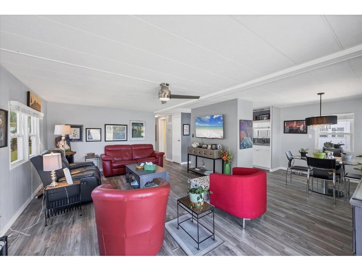 131 Oakwood Lane Sarasota FL 34237 A4671426 image11