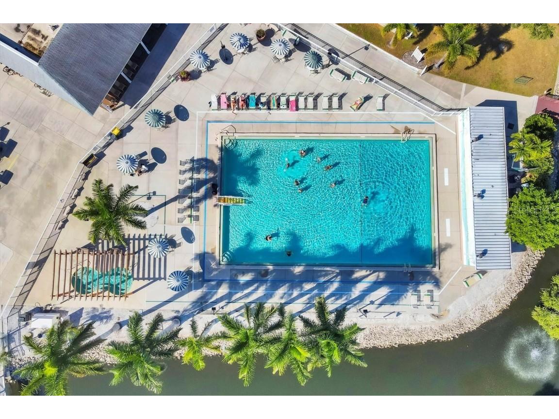 131 Oakwood Lane Sarasota FL 34237 A4671426 image31