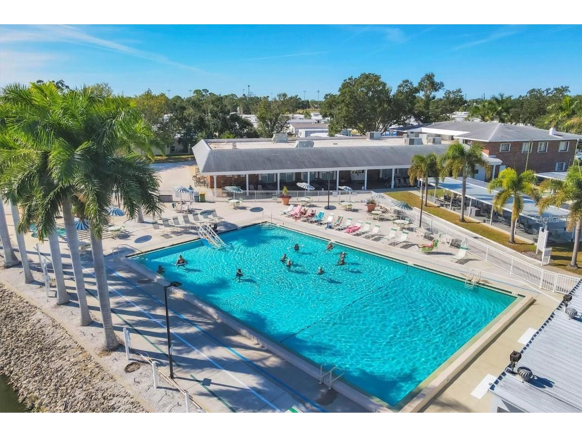 131 Oakwood Lane Sarasota FL 34237 A4671426 image33