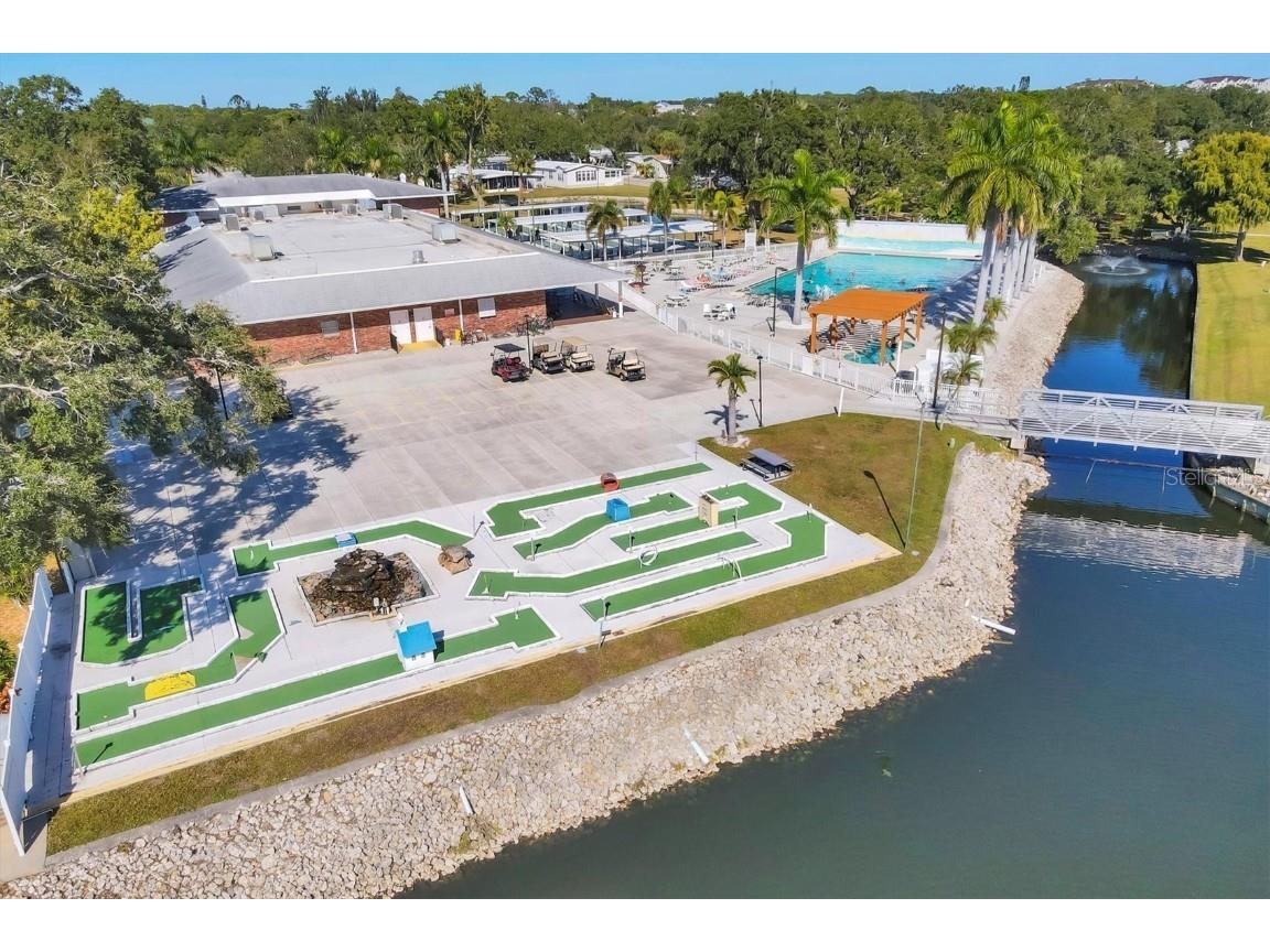 131 Oakwood Lane Sarasota FL 34237 A4671426 image38