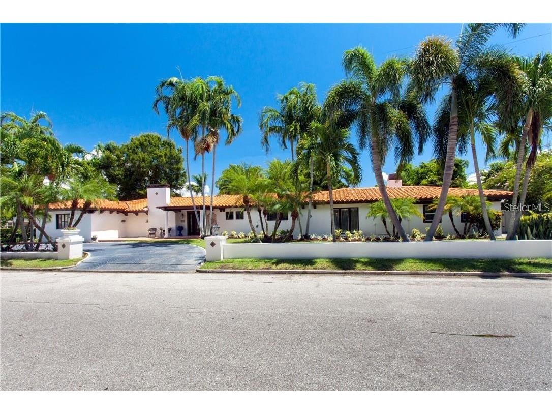 131 Toledo Way NE Saint Petersburg FL 33704 TB8326921 image1