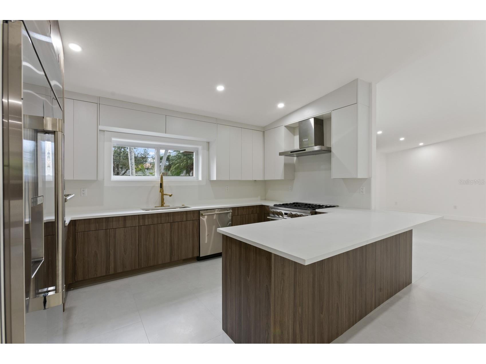 131 Toledo Way NE Saint Petersburg FL 33704 TB8466483 image11