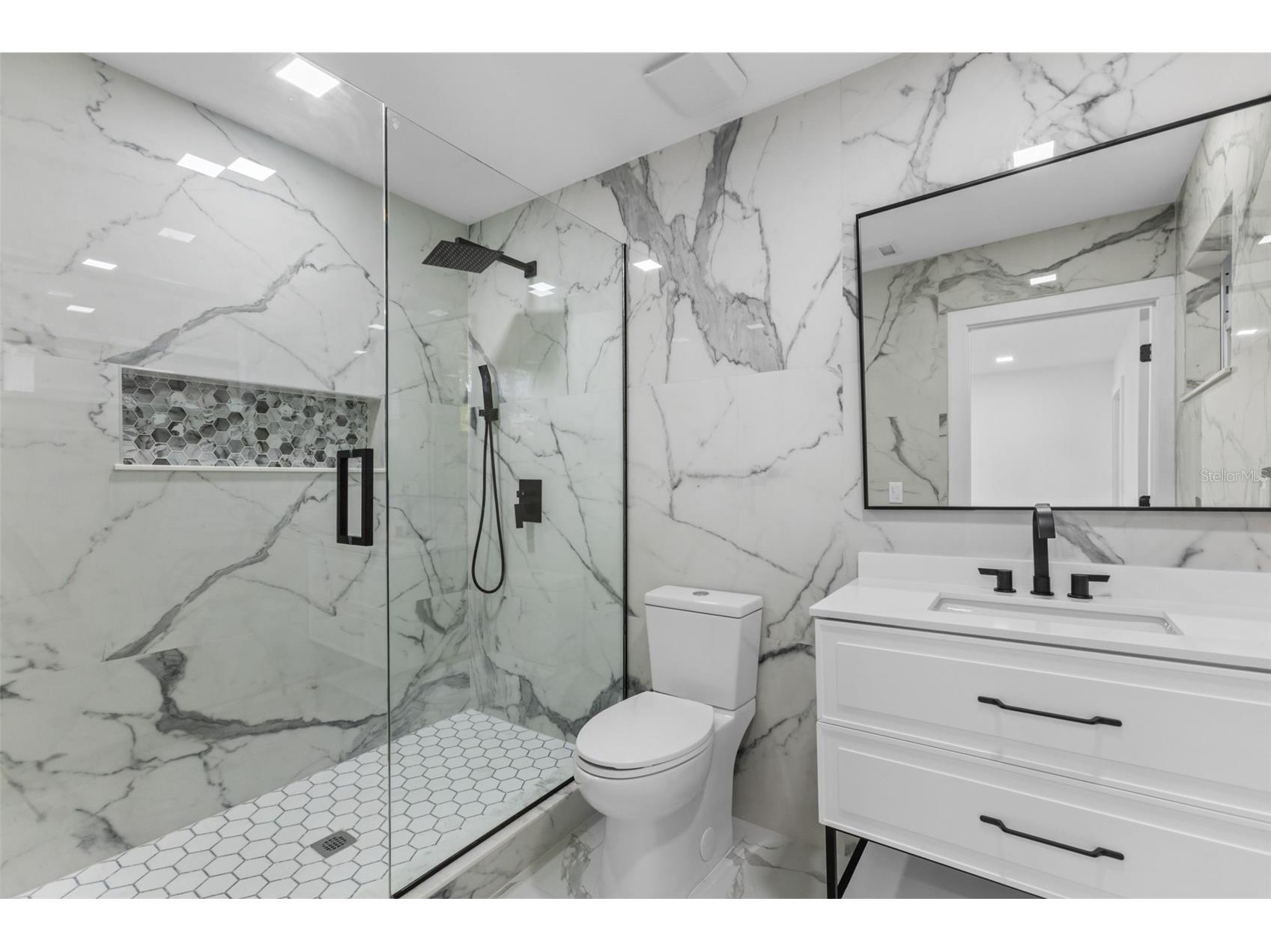 131 Toledo Way NE Saint Petersburg FL 33704 TB8466483 image34