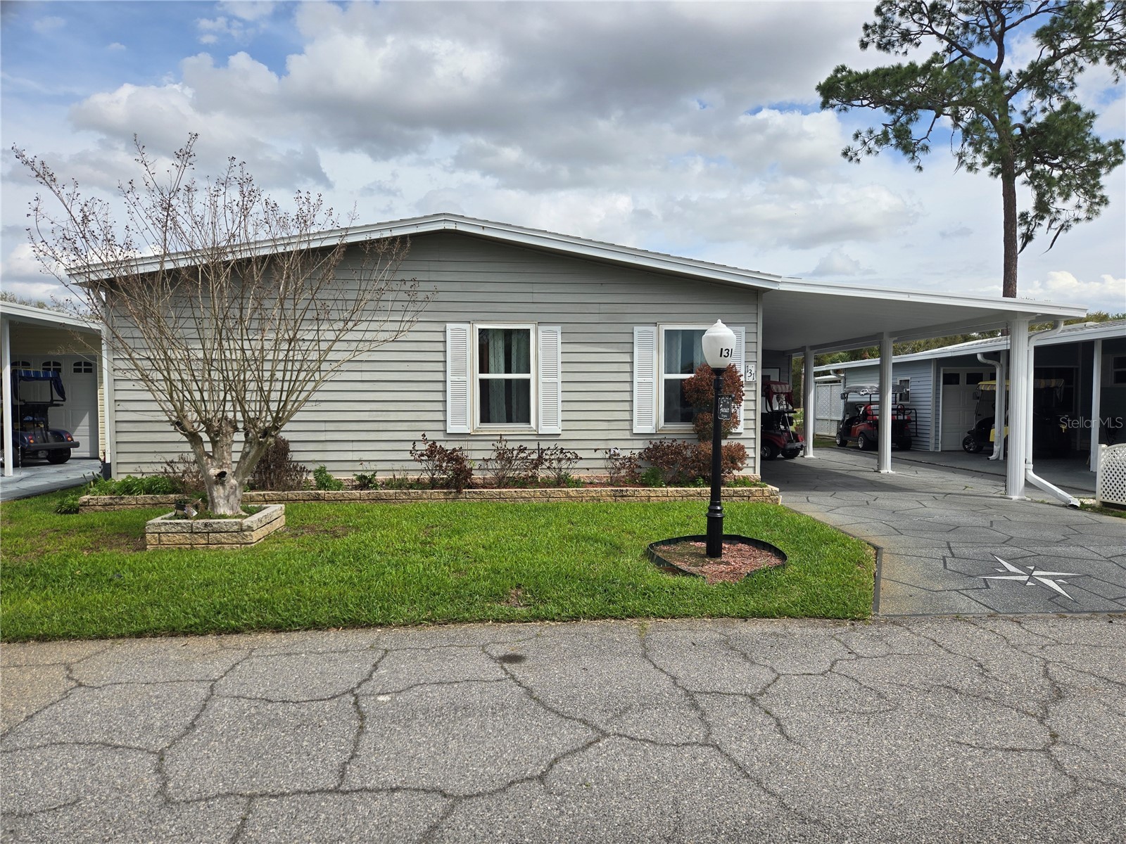 131 Victoria Drive Haines City FL 33844 - LAKE HENRY P4937914 image1