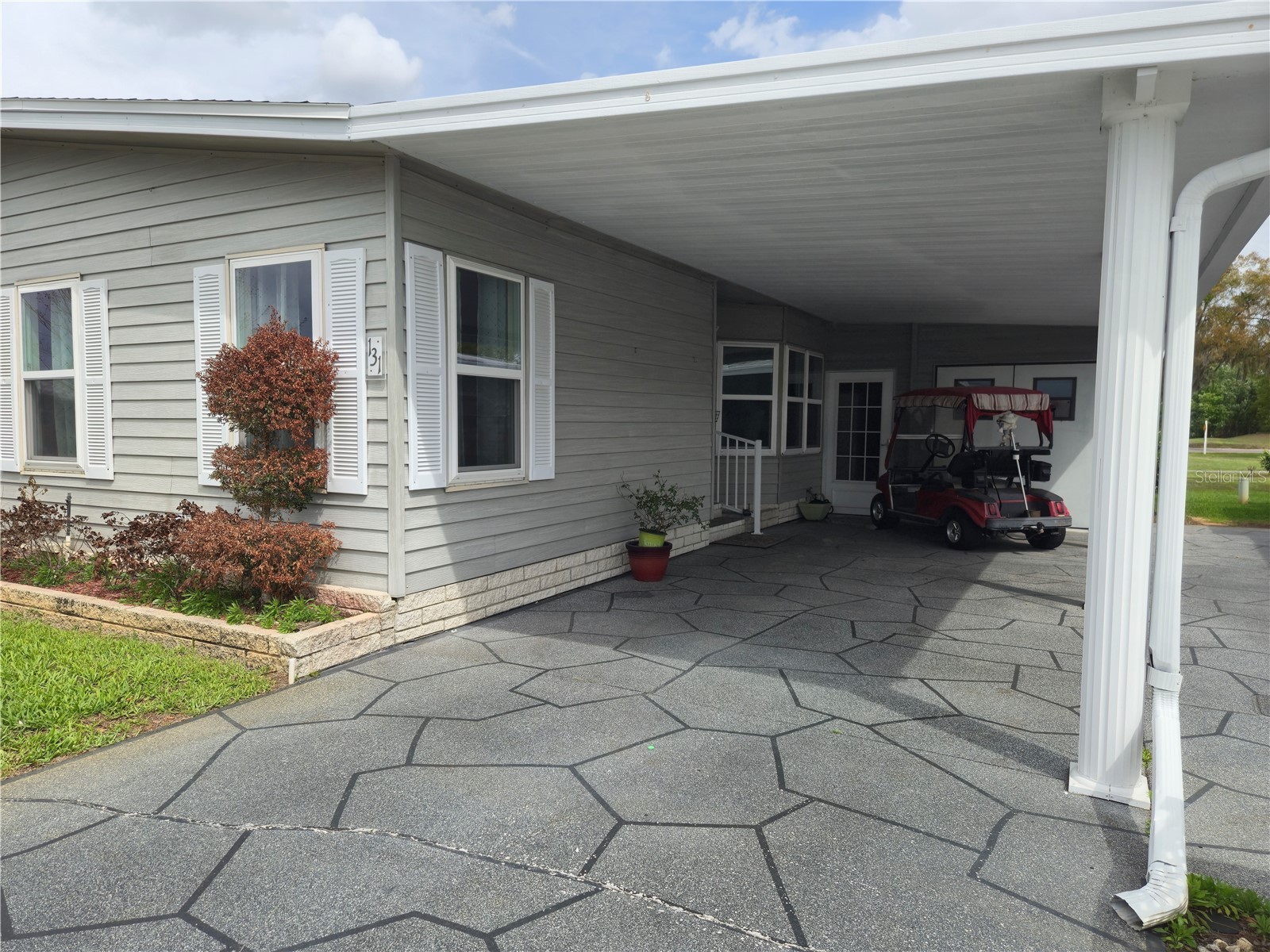 131 Victoria Drive Haines City FL 33844 - LAKE HENRY P4937914 image2