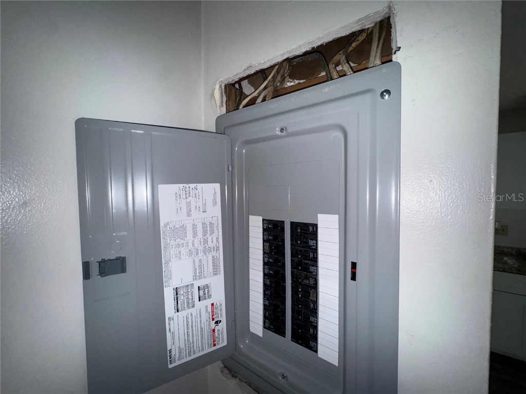 131 W 35th Street Riviera Beach FL 33404 TB8441128 image11