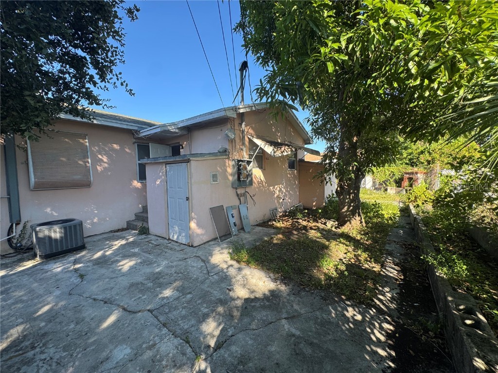 131 W 35th Street Riviera Beach FL 33404 TB8441128 image29