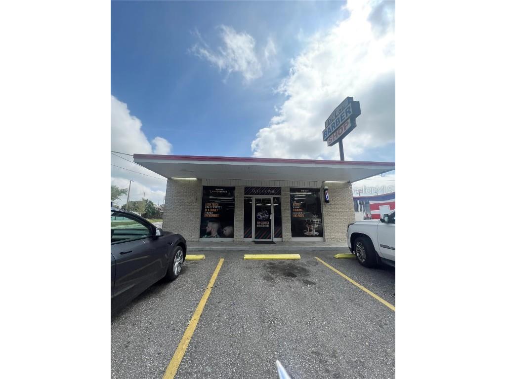 131 W Linebaugh Avenue Tampa FL 33612 T3521820 image1