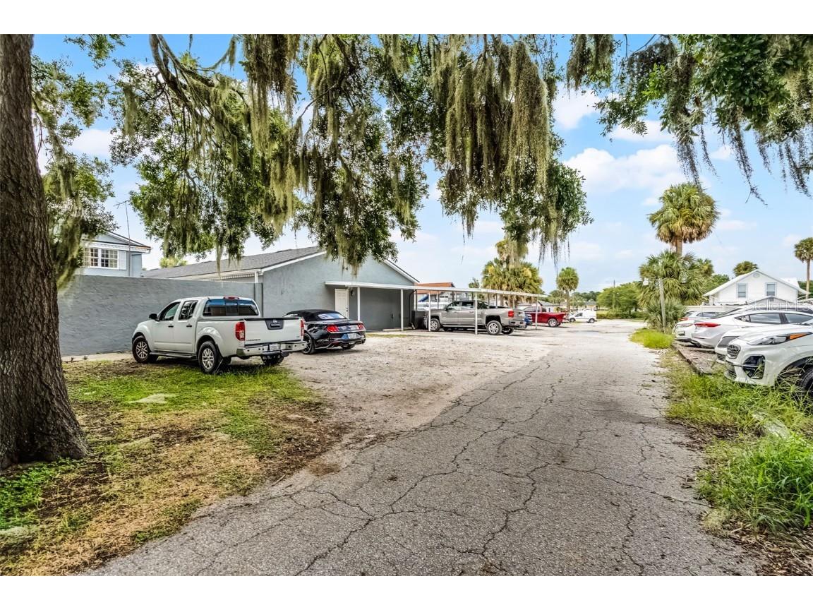 131 W Main Street Tavares FL 32778 G5101410 image21