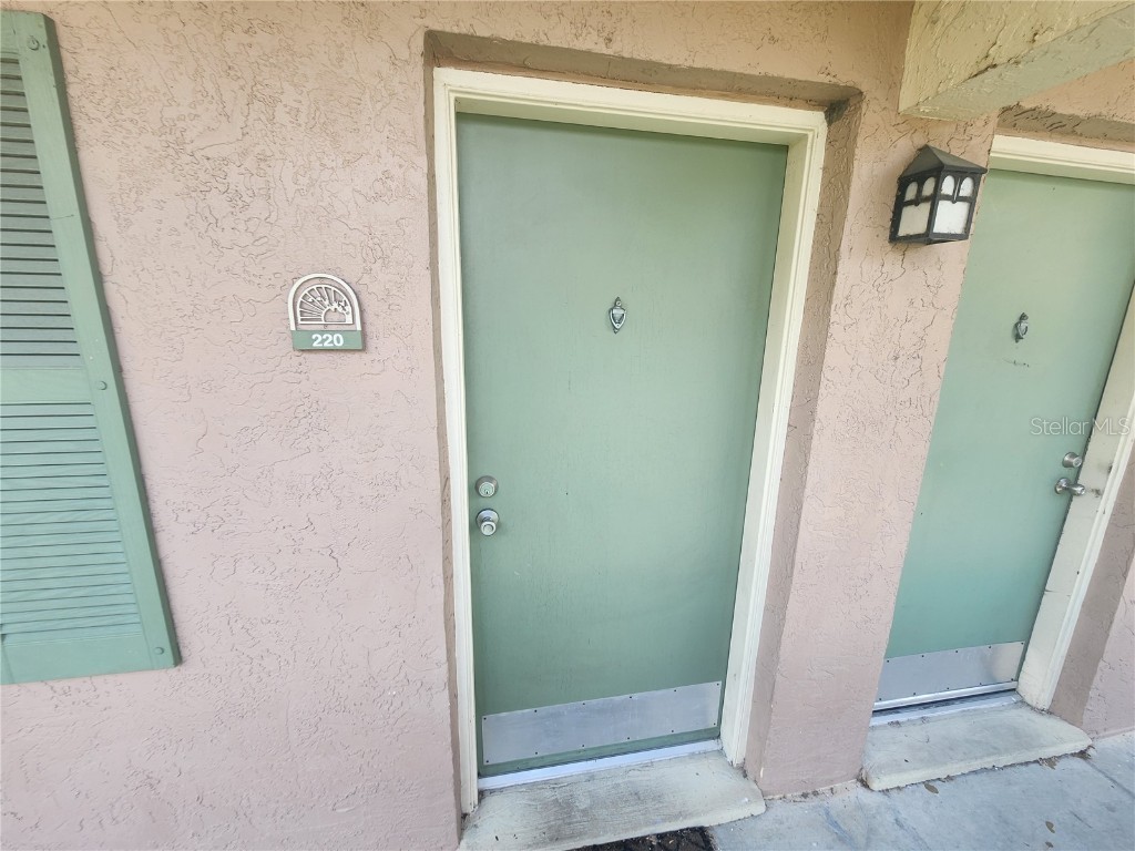 131 Water Front Way #220 Altamonte Springs FL 32701 V4931676 image1