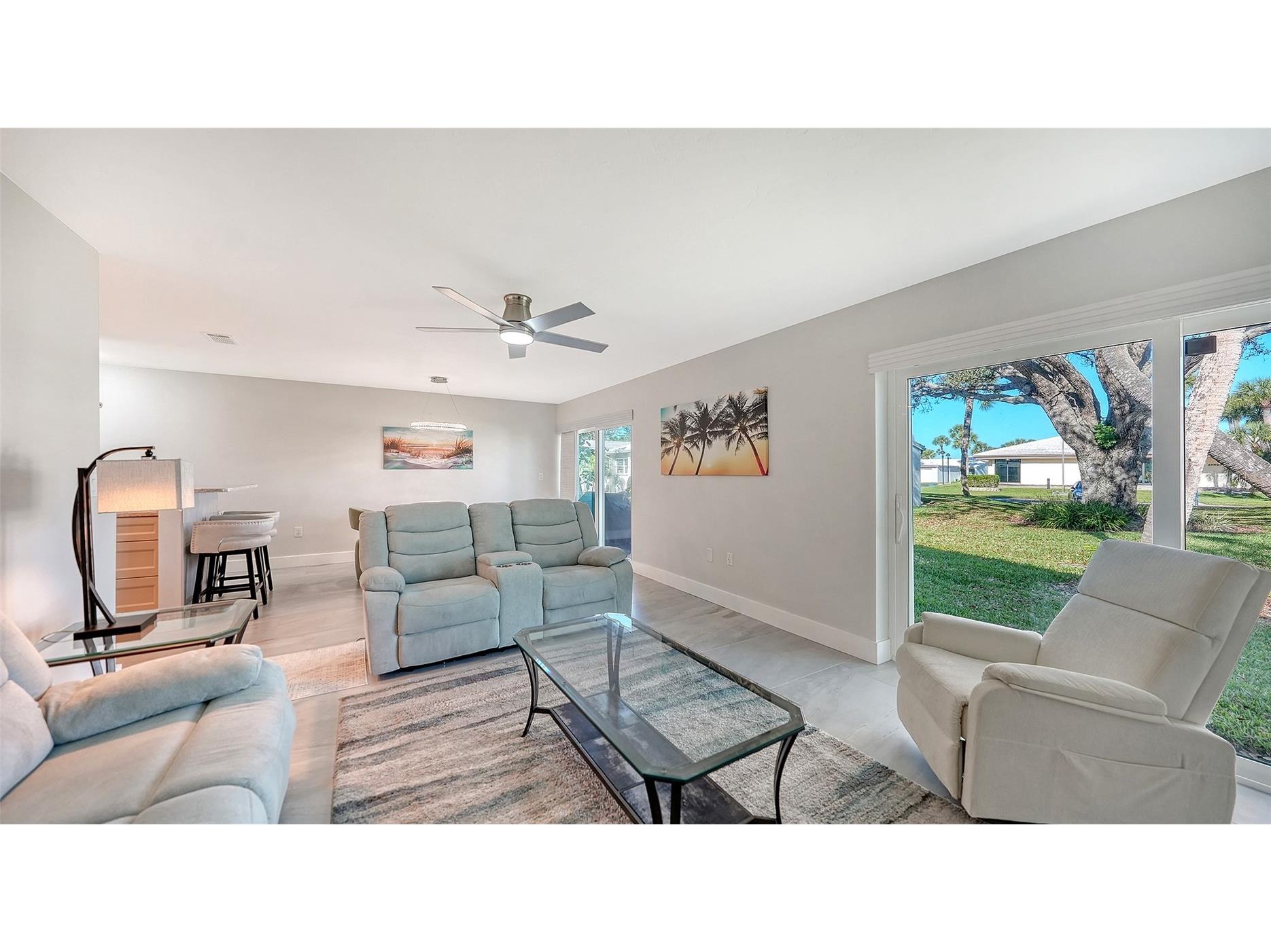 131 Whispering Sands Circle #V33 Sarasota FL 34242 A4687180 image12