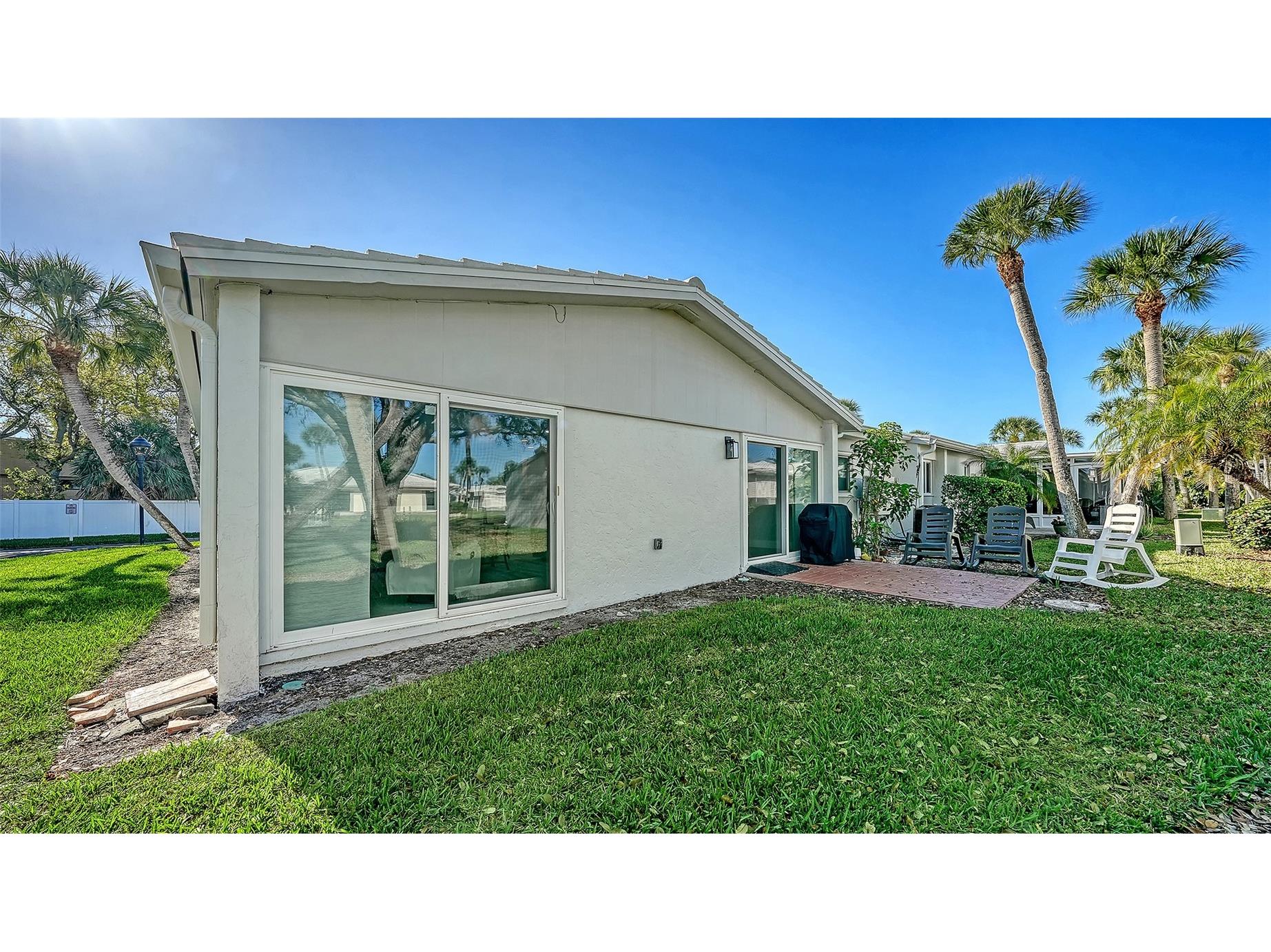 131 Whispering Sands Circle #V33 Sarasota FL 34242 A4687180 image37