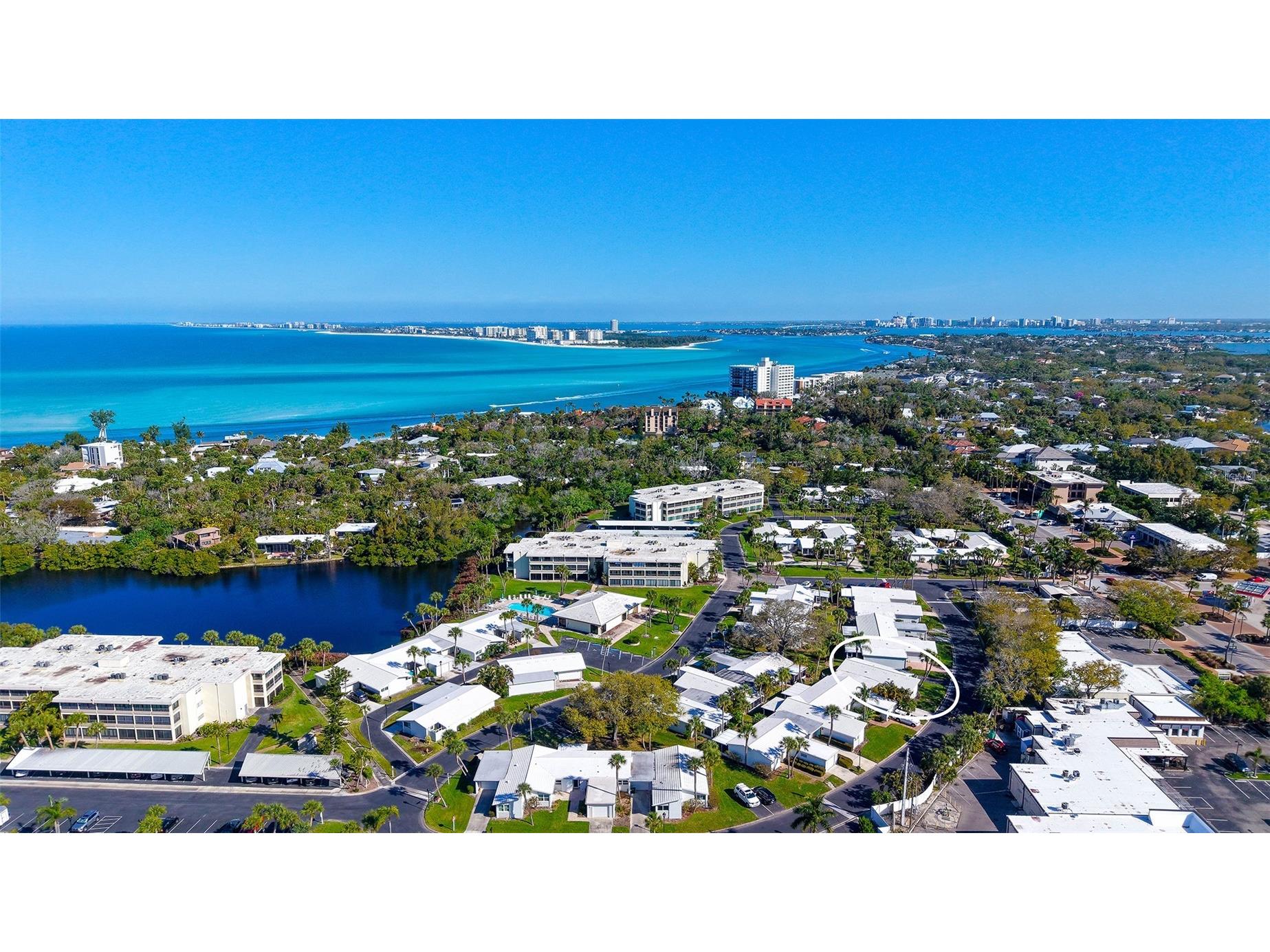 131 Whispering Sands Circle #V33 Sarasota FL 34242 A4687180 image38