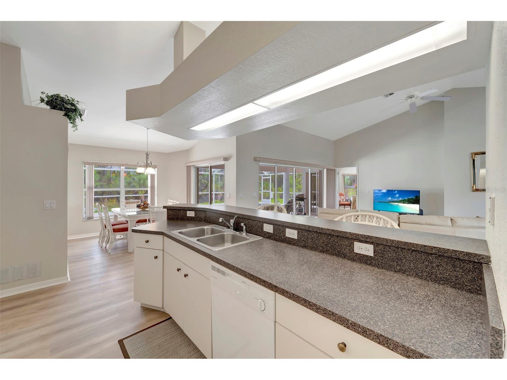 131 White Marsh Lane Rotonda West FL 33947 D6146910 image10