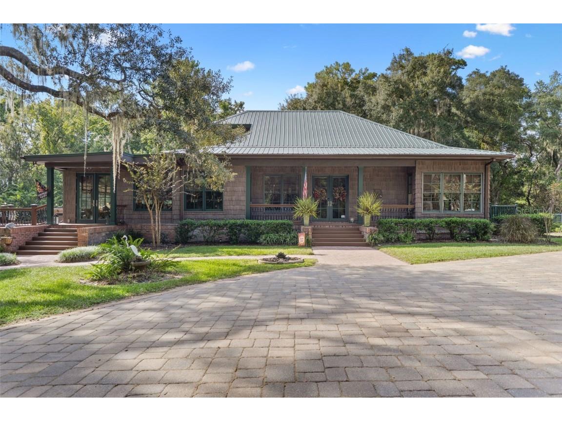 131 Whitney Street Satsuma FL 32189 - ST JOHNS RIVER V4945035 image1