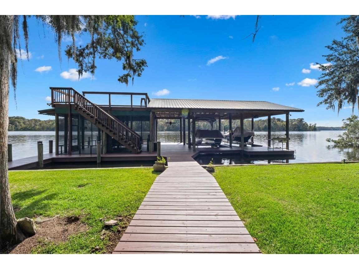 131 Whitney Street Satsuma FL 32189 - ST JOHNS RIVER V4945035 image3