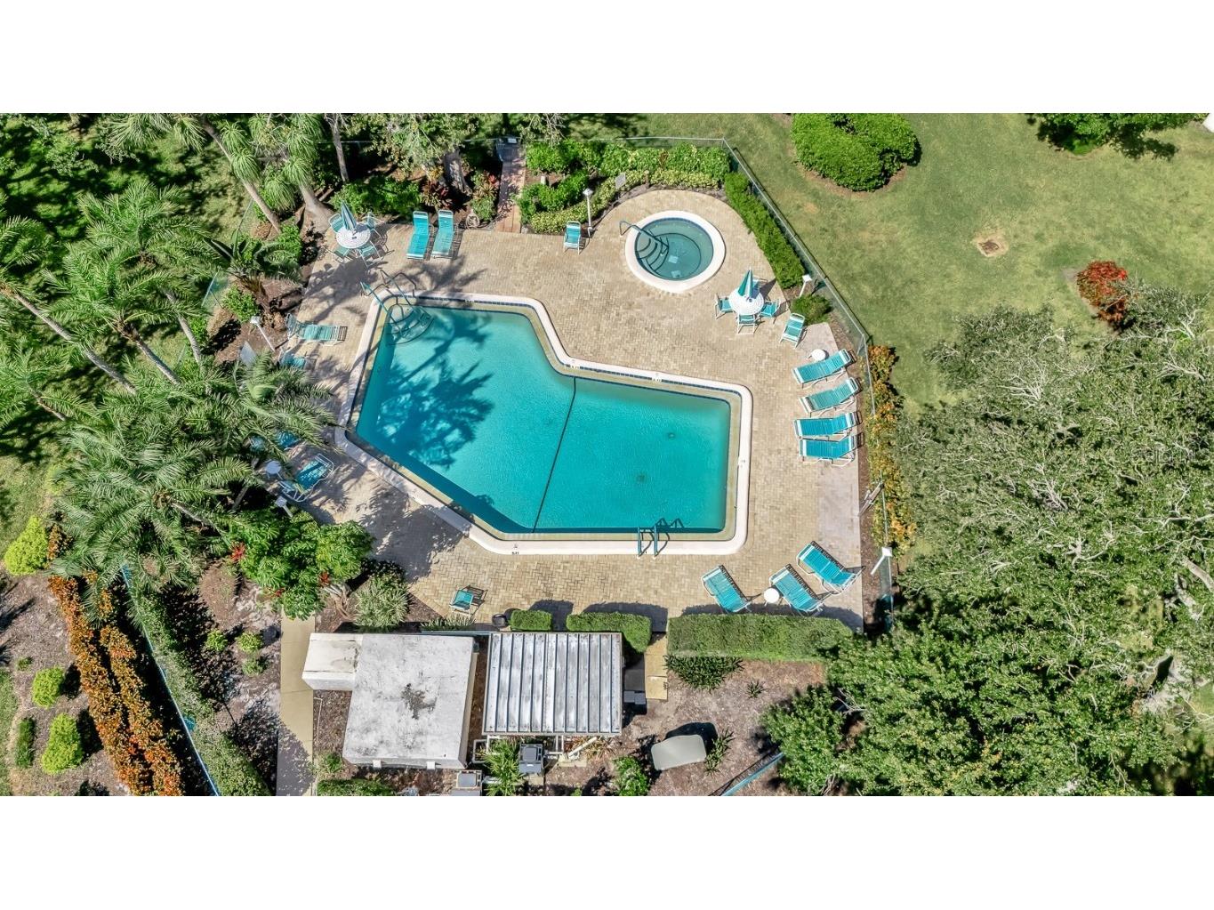 131 Wild Palm Drive Bradenton FL 34210 A4666425 image38