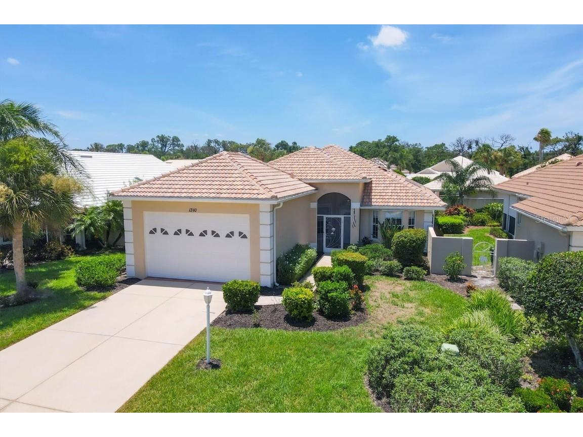 1310 Berkshire Court Venice FL 34292 N6133507 image1
