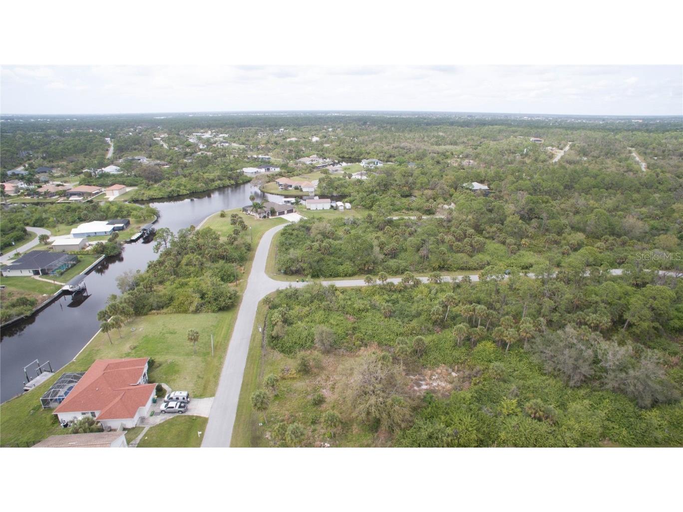 1310 Braklet Terrace Port Charlotte FL 33953 C7489272 image9